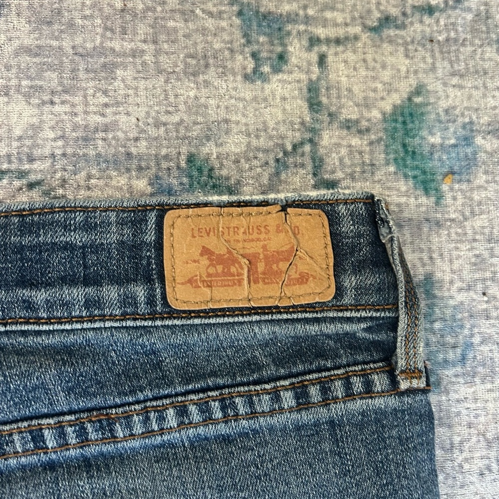 Levi's Women's Jeans - Picture 8 of 8